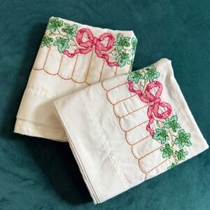 Vintage Embroidered Ivy Bow Pillowcases Set of 2 White